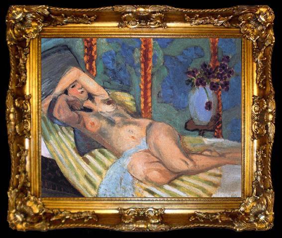 framed  Henri Matisse Nude in front of a blue background, ta009-2